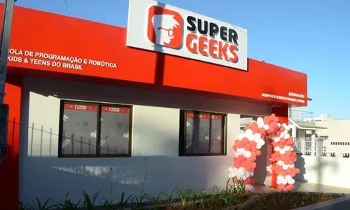 Fachada SuperGeeks