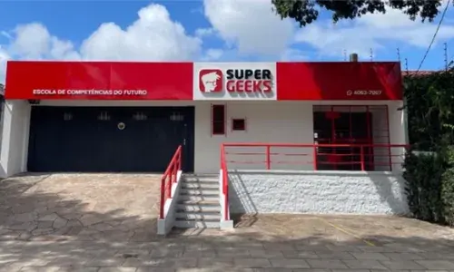 Fachada SuperGeeks