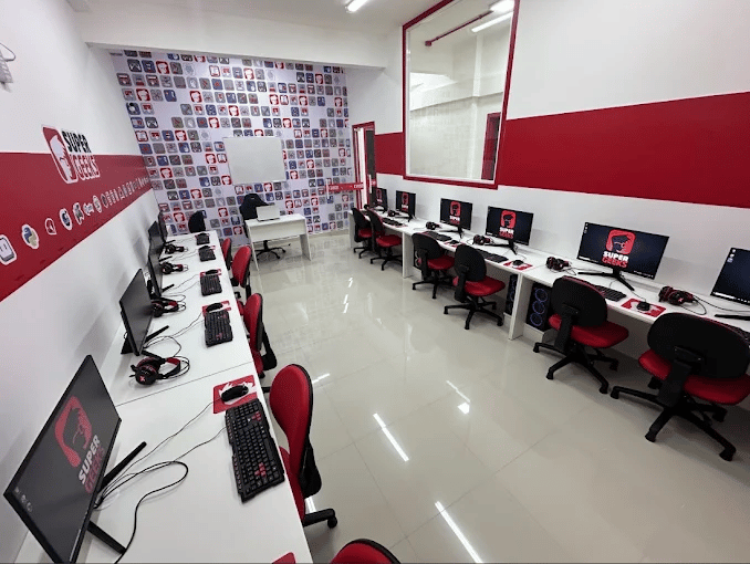 SuperGeeks Balneário Camboriú — foto 6